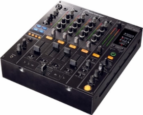 Pioneer DJ-mixerit